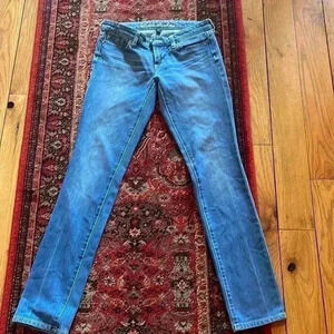 Gap jeans size 2 skinny jeans.